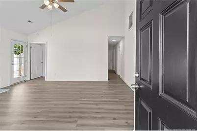 1424 Avoncroft Drive, Fayetteville, NC 28306 - Photo 5