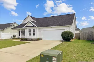 1424 Avoncroft Dr, Fayetteville, NC 28306 - Photo 3