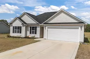 157 Presley St, Raeford, NC 28376 - Photo 3