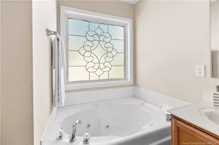 5202 Woodpecker Dr, Hope Mills, NC 28348 - Photo 25