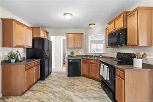 5202 Woodpecker Dr, Hope Mills, NC 28348 - Photo 11