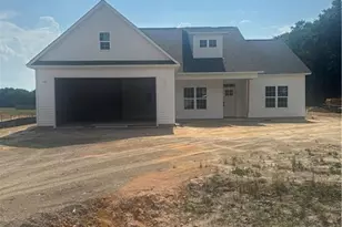 4740 Slew Dr, Hope Mills, NC 28348 - Photo 5