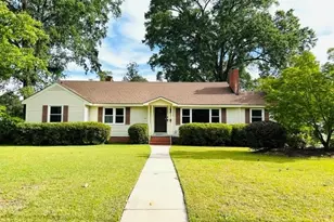 504 W 30th St, Lumberton, NC 28358 - Photo 1