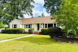 504 W 30th St, Lumberton, NC 28358 - Photo 3