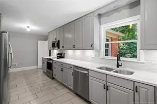 304 Woodcrest Rd, Fayetteville, NC 28305 - Photo 13