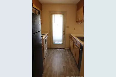 916 Glen Reilly Drive, Fayetteville, NC 28314 - Photo 9