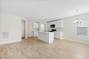 5429 E Patterson St, Hope Mills, NC 28348 - Photo 7