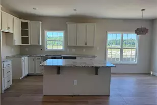4744 Slew Dr, Hope Mills, NC 28348 - Photo 5