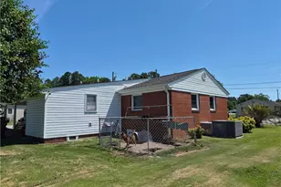 707 Madison Ave, Lumberton, NC 28358 - Photo 5