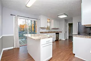 1819 Eichelberger Dr, Fayetteville, NC - Photo 5