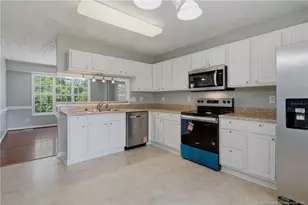 8229 Foxtrail Dr, Fayetteville, NC 28311 - Photo 17