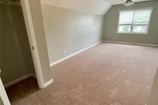 8229 Foxtrail Dr, Fayetteville, NC 28311 - Photo 19