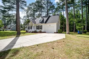 8218 Dunholme Dr, Fayetteville, NC 28304 - Photo 3