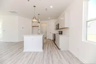 90 Furley St, Sanford, NC 27330 - Photo 9