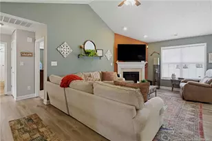 6012 Goldenrain Dr, Fayetteville, NC 28314 - Photo 7