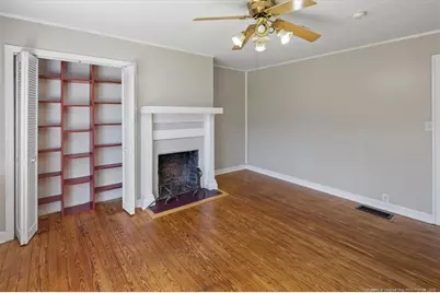 237 N Green Street, Parkton, NC 28371 - Photo 9