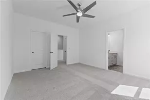 4534 Bunkers Bay Ln, Hope Mills, NC 28371 - Photo 5