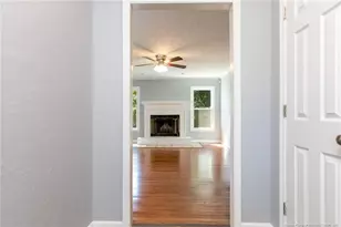 508 Stone Way Ct, Fayetteville, NC 28301 - Photo 7