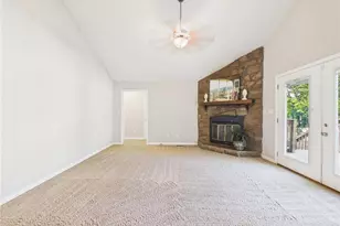 7092 Pantego Dr, Fayetteville, NC 28314 - Photo 11