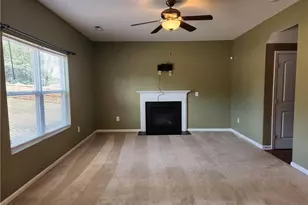 2634 Indian Wells Ct, Hope Mills, NC 28348 - Photo 3