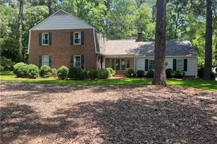 37 Trinity Dr, Lumberton, NC 28358 - Photo 1