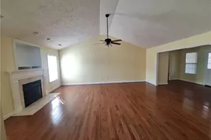 1941 Abbeydale Ln, Fayetteville, NC 28304 - Photo 5