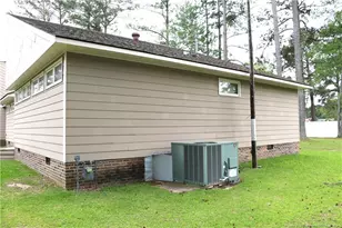 4206 Aldwych St, Lumberton, NC 28358 - Photo 9