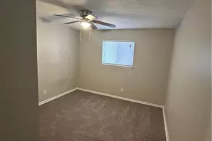 909 Applewood Ln, Fayetteville, NC 28303 - Photo 5