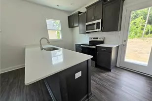164 Jenkins St, Dunn, NC 28334 - Photo 5