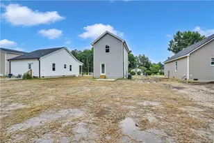 164 Jenkins St, Dunn, NC 28334 - Photo 15