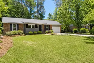 5056 Hampshire Dr, Fayetteville, NC 28311 - Photo 3