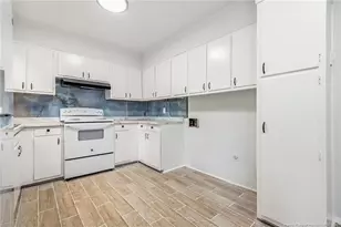 2326 Barrington Cir, Fayetteville, NC 28303 - Photo 17