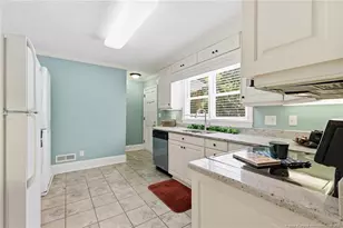 302 Valley Rd, Fayetteville, NC 28305 - Photo 13