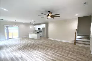 2421 Colgate Dr, Fayetteville, NC 28304 - Photo 3