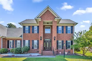 3910 W Bent Grass Dr, Fayetteville, NC 28312 - Photo 3