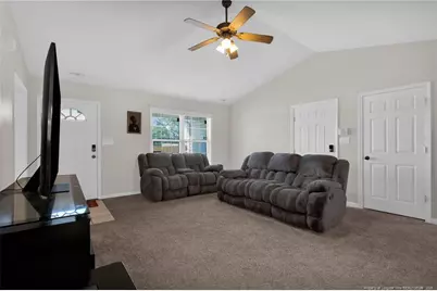 3698 Pioneer Drive, Hope Mills, NC 28348 - Photo 9