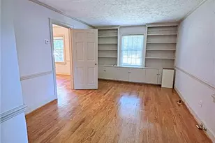 121 Magnolia Ave, Fayetteville, NC 28305 - Photo 5