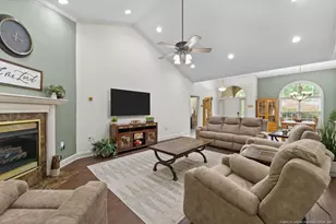 604 Adair St, Fayetteville, NC 28303 - Photo 9