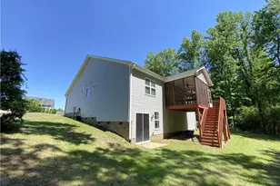 181 Fairfax Dr, Sanford, NC 27332 - Photo 25