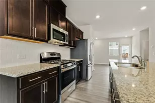 106 Zealand Ct, Raleigh, NC 27610 - Photo 11