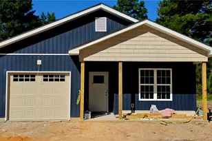 312 Scurlock Ct, Raeford, NC 28376 - Photo 3