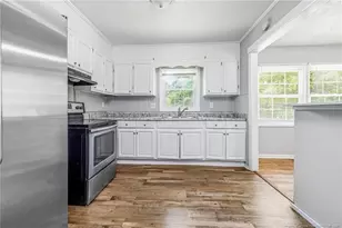 5467 Lazybrook Ct, Fayetteville, NC 28314 - Photo 7