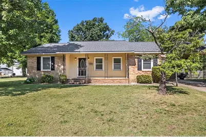 1208 Wentworth Place, Fayetteville, NC 28304 - Photo 1