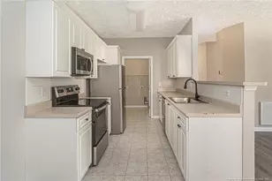 4020 Bardstown Ct, Fayetteville, NC 28304 - Photo 7