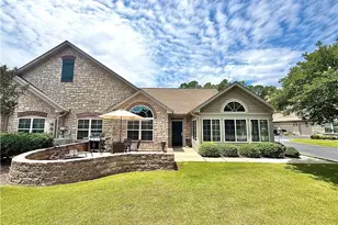 107 W Chelsea Ct, Southern Pines, NC 28387 - Photo 1