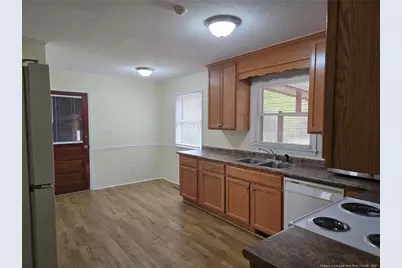 425 Dunmore Road, Fayetteville, NC 28303 - Photo 9