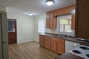 425 Dunmore Rd, Fayetteville, NC 28303 - Photo 9
