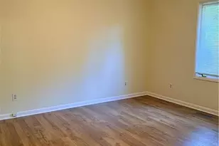 425 Dunmore Rd, Fayetteville, NC 28303 - Photo 11