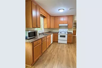 425 Dunmore Road, Fayetteville, NC 28303 - Photo 5