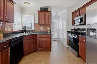 4824 Deer Lakes Rd, Fayetteville, NC 28311 - Photo 17